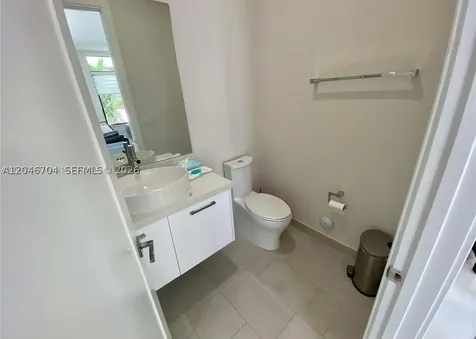 8256 NW 48th Terrace Doral FL 33166