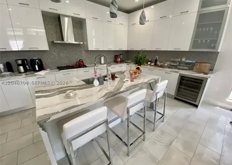 8256 NW 48th Terrace Doral FL 33166