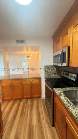 469 NE 207th Lane Miami FL 33179
