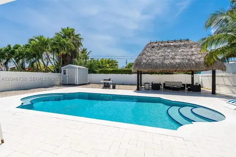 16 Fishermans Trail Key Largo FL 33037