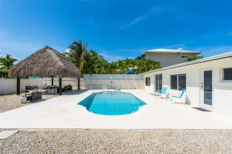16 Fishermans Trail Key Largo FL 33037