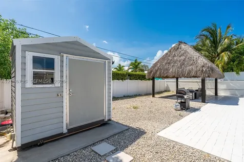 16 Fishermans Trail Key Largo FL 33037
