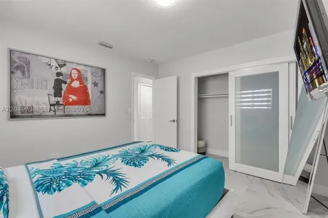 16 Fishermans Trail Key Largo FL 33037