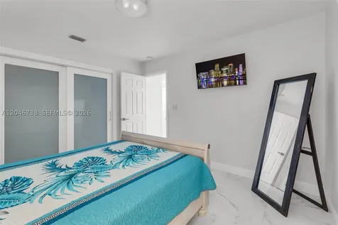 16 Fishermans Trail Key Largo FL 33037
