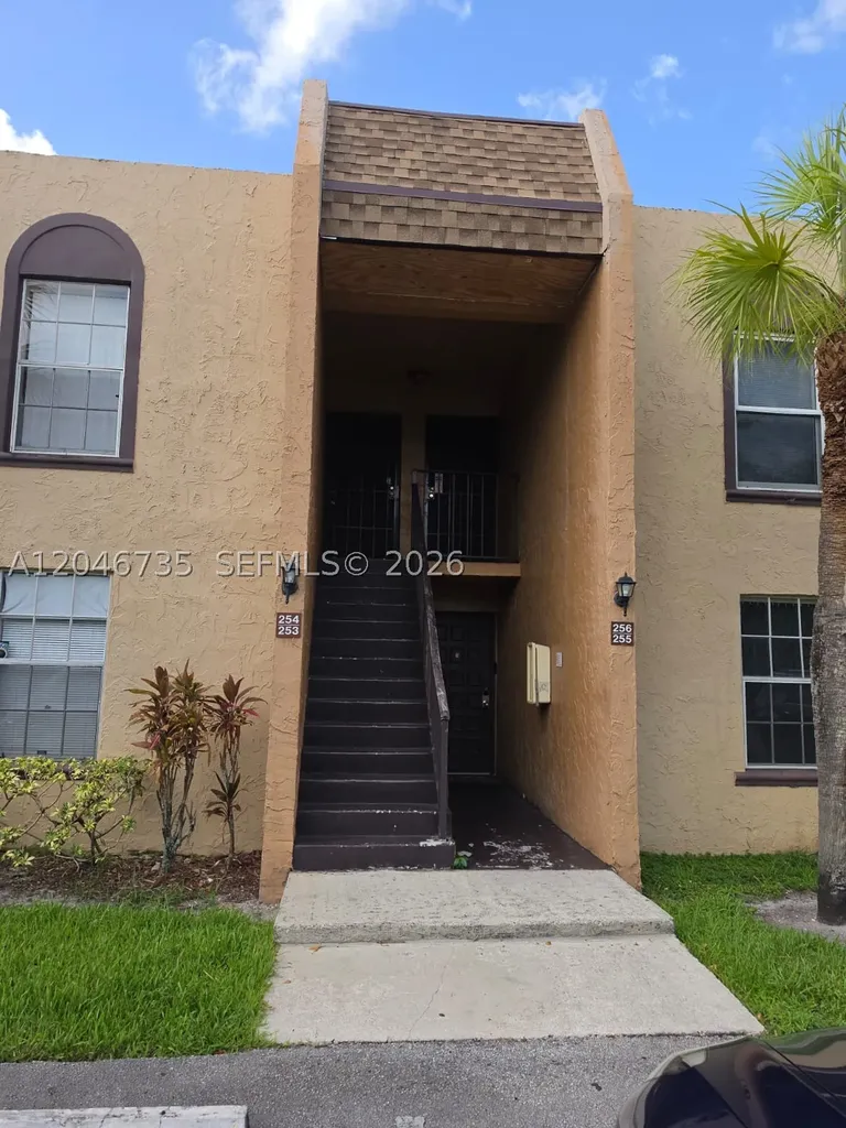 4231 NW 19th Street Lauderhill FL 33313