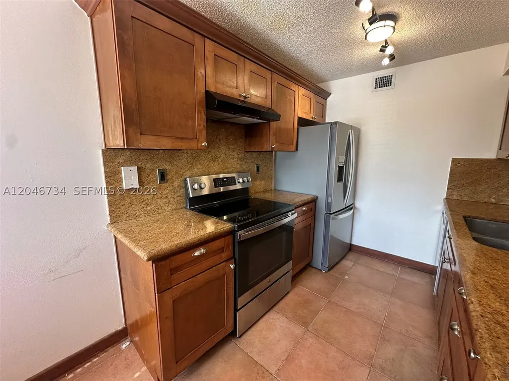 4990 NW 97th Place Doral FL 33178