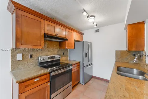 4990 NW 97th Place Doral FL 33178