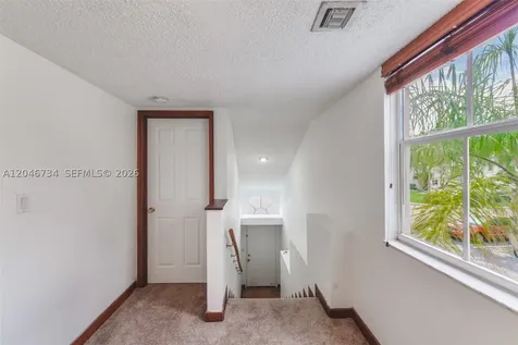 4990 NW 97th Place Doral FL 33178