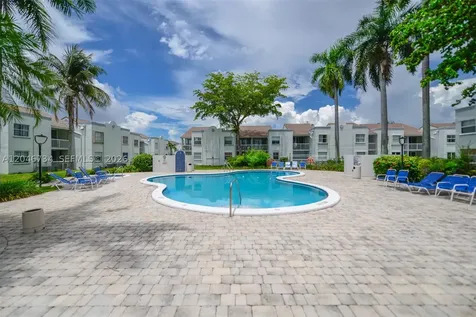 4990 NW 97th Place Doral FL 33178
