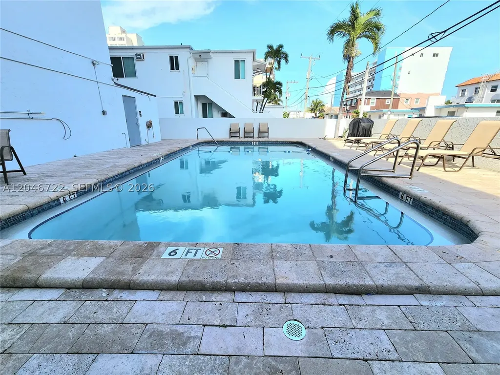 211 S Ocean Drive Hollywood FL 33019