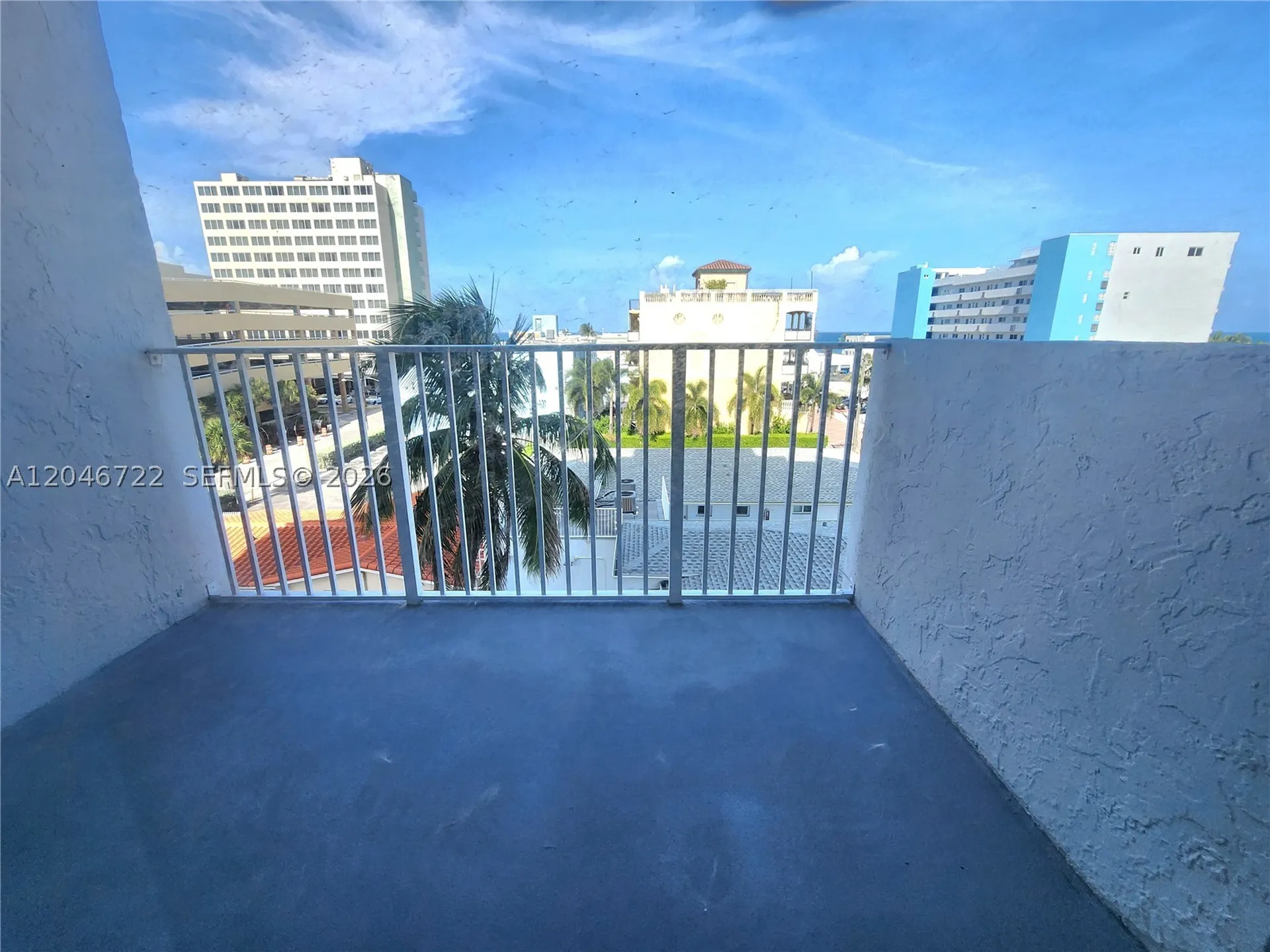211 S Ocean Drive Hollywood FL 33019