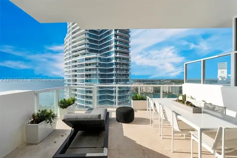 50 S Pointe Drive Miami Beach FL 33139