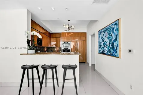 50 S Pointe Drive Miami Beach FL 33139