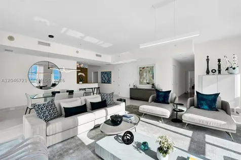 50 S Pointe Drive Miami Beach FL 33139