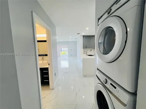 12526 NW 11th Trail Miami FL 33182