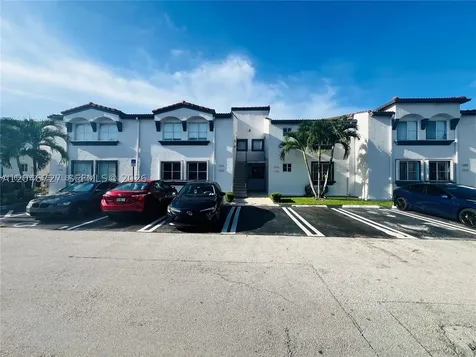 12526 NW 11th Trail Miami FL 33182