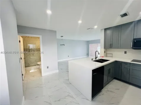 12526 NW 11th Trail Miami FL 33182