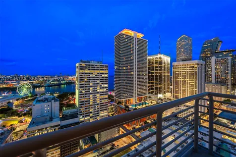 133 NE 2nd Avenue Miami FL 33132