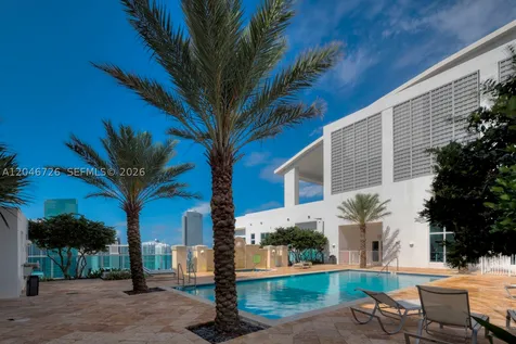 133 NE 2nd Avenue Miami FL 33132