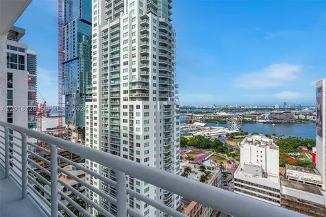 133 NE 2nd Avenue Miami FL 33132