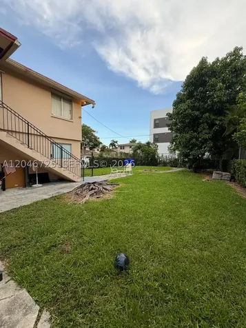 1036 NW 3rd Street Miami FL 33128