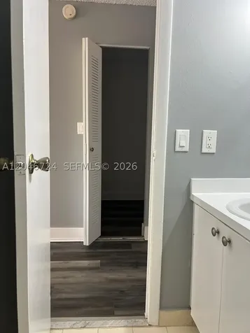 18051 NW 68th Avenue Hialeah FL 33015