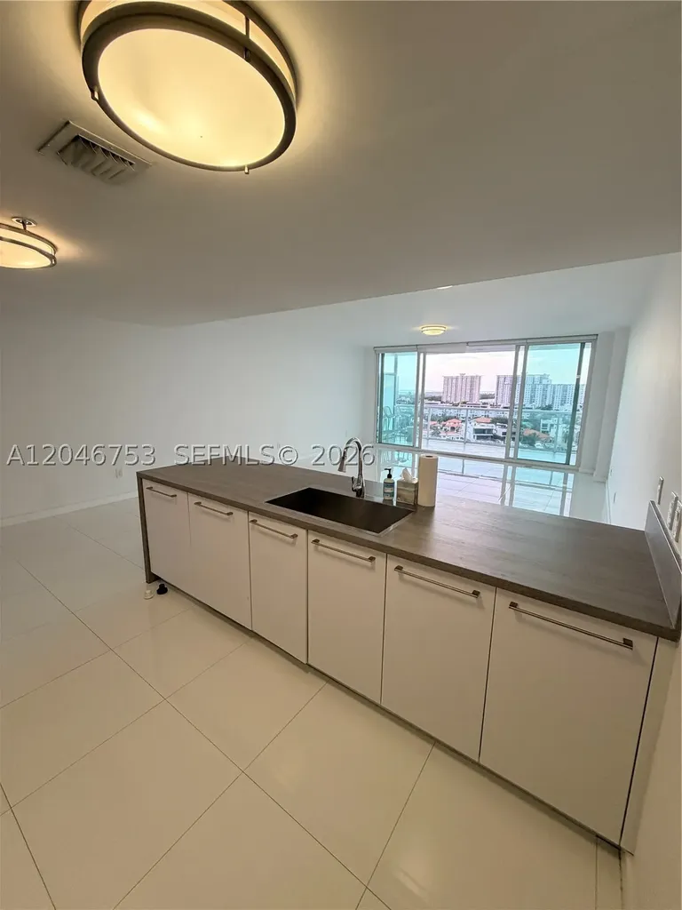 Sunny Isles Beach FL 33160