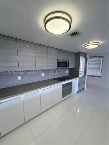 Sunny Isles Beach FL 33160