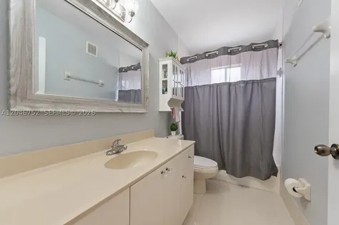 3539 W 76th Street Hialeah FL 33018