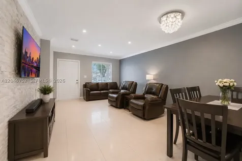 3539 W 76th Street Hialeah FL 33018