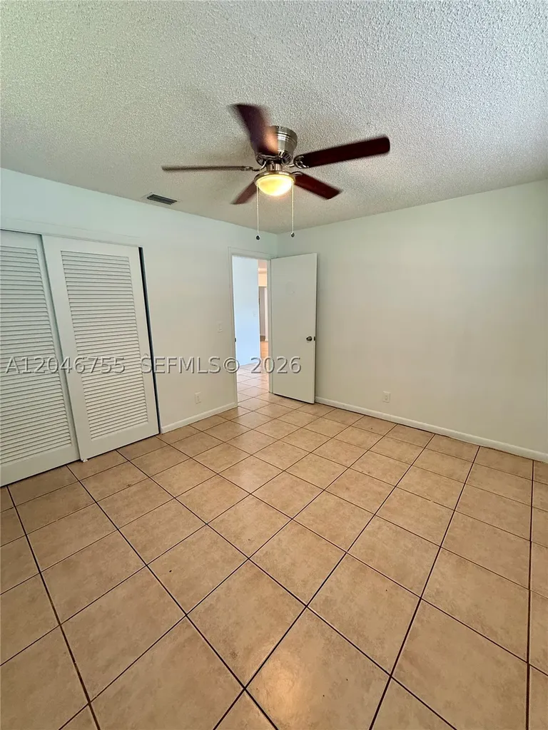12096 Dolphin Drive Palm Beach Gardens FL 33410