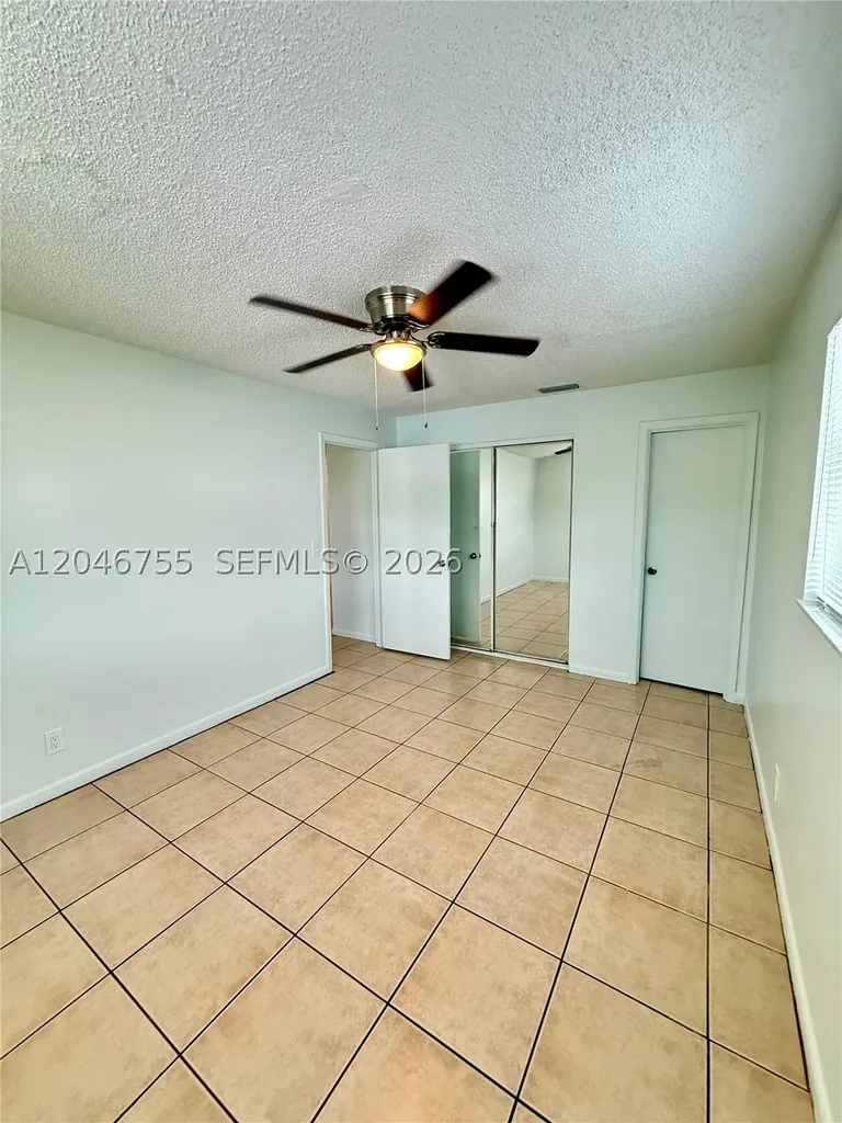 12096 Dolphin Drive Palm Beach Gardens FL 33410