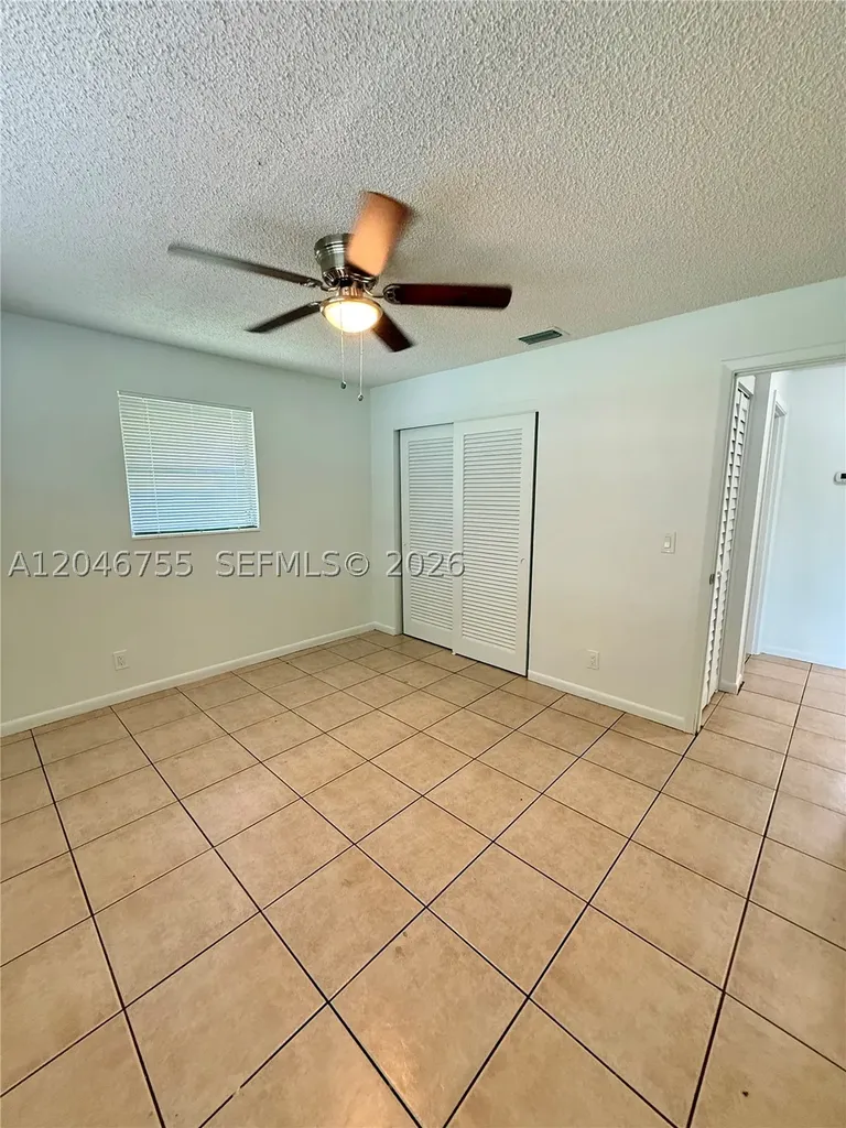 12096 Dolphin Drive Palm Beach Gardens FL 33410