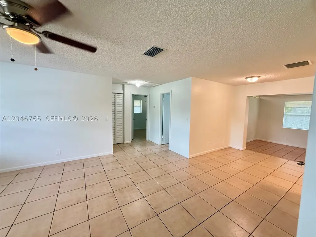 12096 Dolphin Drive Palm Beach Gardens FL 33410