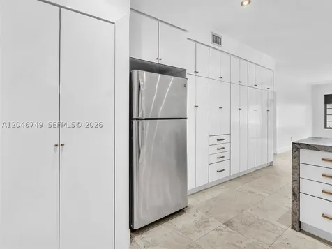 1045 Lenox Avenue Miami Beach FL 33139