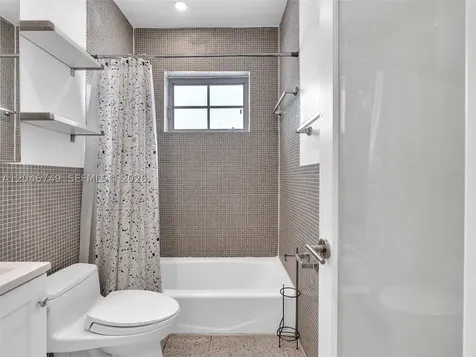 1045 Lenox Avenue Miami Beach FL 33139