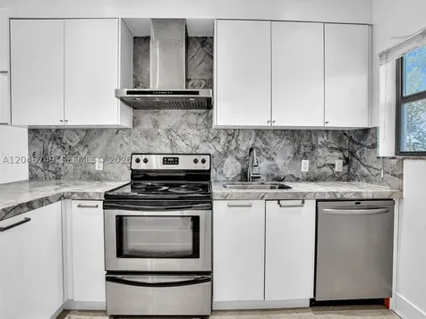 1045 Lenox Avenue Miami Beach FL 33139