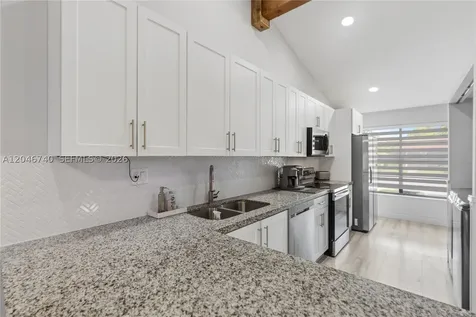 10311 Laurel Court Pembroke Pines FL 33026