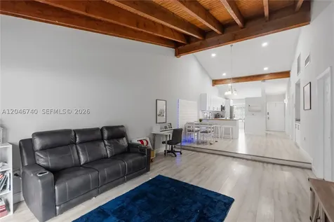 10311 Laurel Court Pembroke Pines FL 33026
