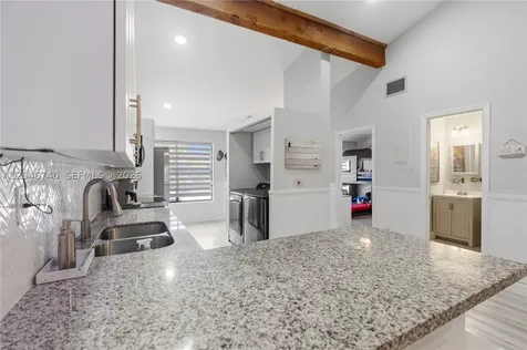 10311 Laurel Court Pembroke Pines FL 33026