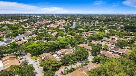 10311 Laurel Court Pembroke Pines FL 33026
