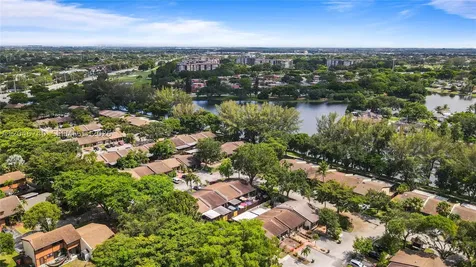 10311 Laurel Court Pembroke Pines FL 33026