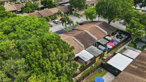 10311 Laurel Court Pembroke Pines FL 33026