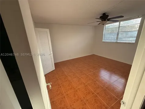 Lauderdale Lakes FL 33313