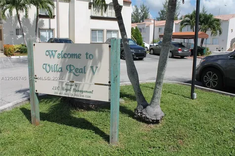 1153 NW 125th Place Miami FL 33182