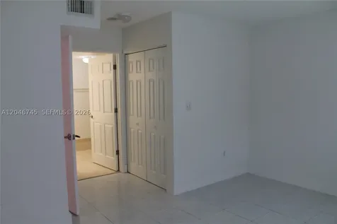 1153 NW 125th Place Miami FL 33182