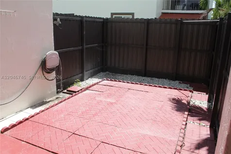 1153 NW 125th Place Miami FL 33182