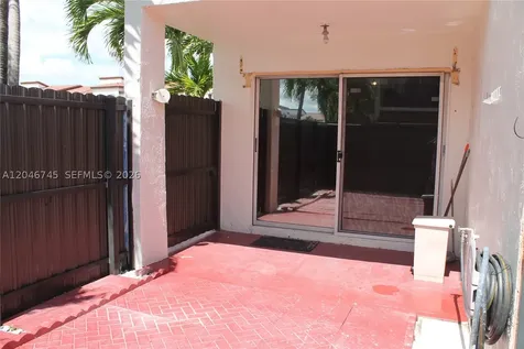 1153 NW 125th Place Miami FL 33182