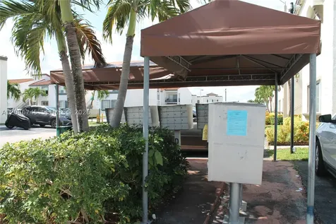 1153 NW 125th Place Miami FL 33182