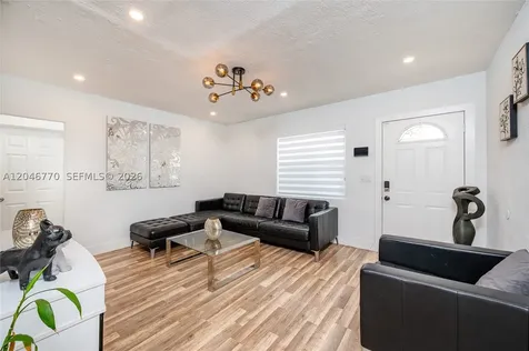 2371 NW 85th Street Miami FL 33147